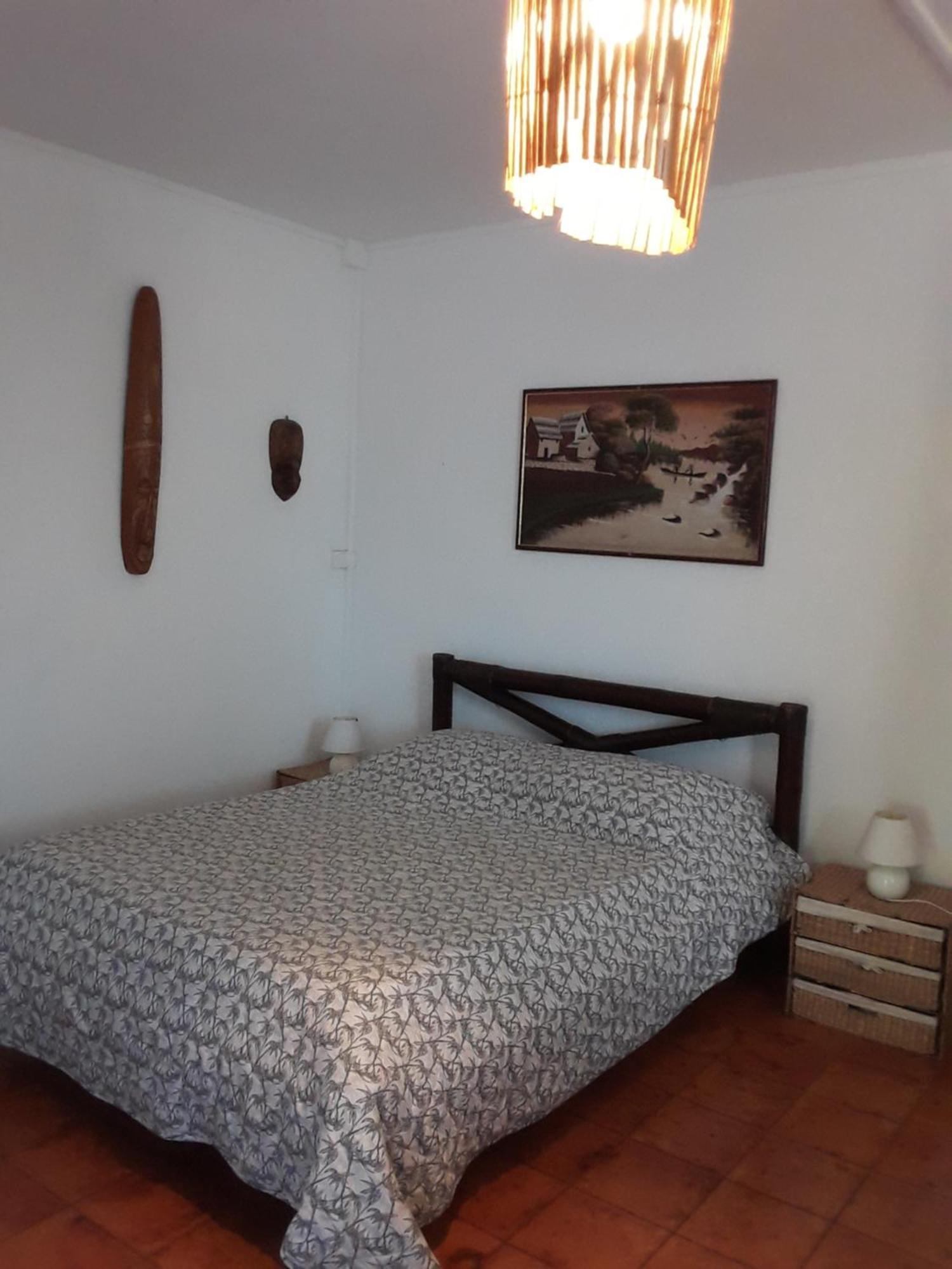 Le Tulear - Aux 4 Coins Du Monde Hotel Saint Pierre Phòng bức ảnh